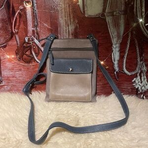 New??? Roots Tribe leather bag